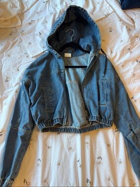 BDG Blue Cropped Denim Hoodie